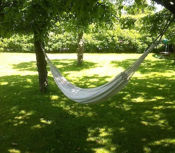 Alojamento de Acomodação e Pequeno-almoço Kathrines 4*